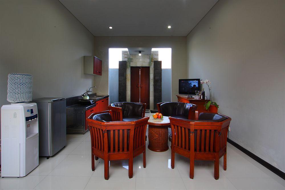 Tunjung Asri Kerobokan Villa